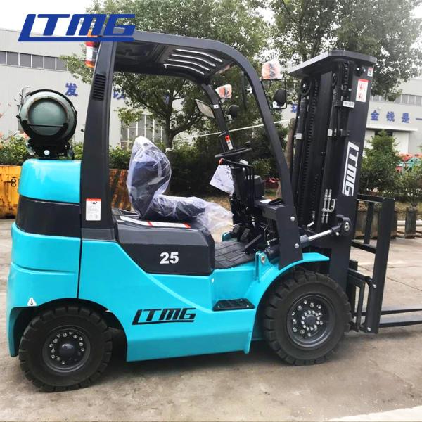 EPA Approval 2.5 Ton Pallet Forklift Trucks Enclosed With NissanK25 Engine