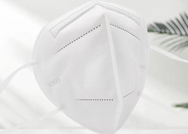 White Color KN95 Medical Respirator Mask Nonwoven Fabric With CDC FDA Approval