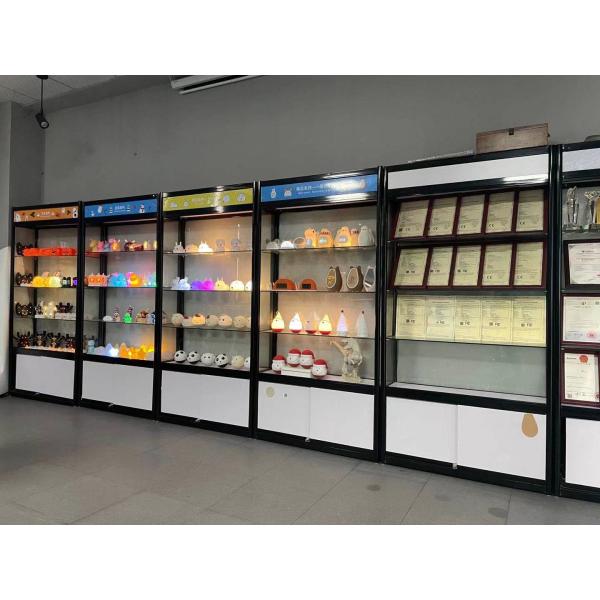 Lumière de nuit créative pour jouets pour la décoration de chambre de bébé