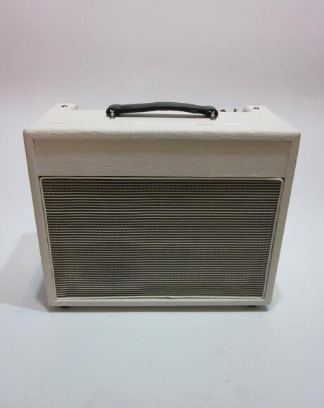 Vox Style All Tube Guitar Amplifier Combo 30W with ReverbGain, Fat Switch, Treble, Bass, Middle, Volume, Reverb