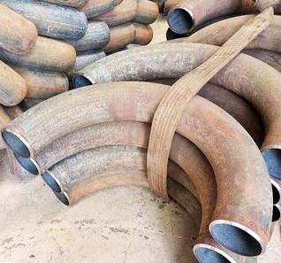 Customized 90 Degree Underground Bend Black Pipe Fitting GBT12459