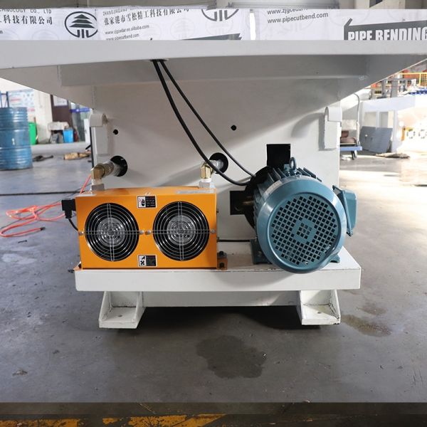 XS-425CNC Left and Right Clamp Pipe Cutting Machine China Factory Direct Sales  Servo Feeding Long Cold Sawing Machine