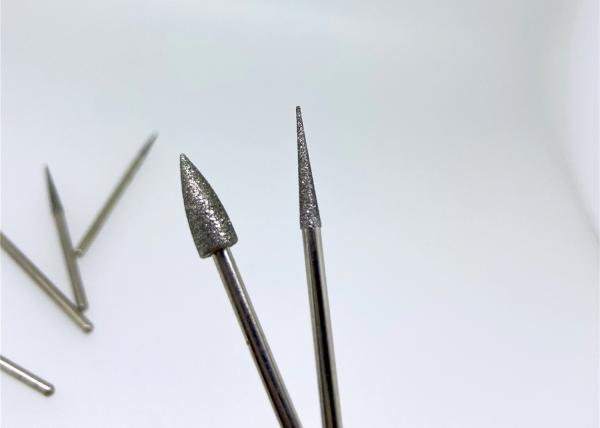 A agulha dá forma ao laboratório dental Diamond Burs de Diamond Polishing Burs 2.35mm