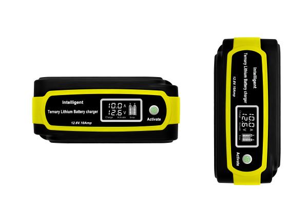 12V/24V AUTO出力電圧 50/60Hz出力周波数と出力200Wの自動車バッテリー充電器