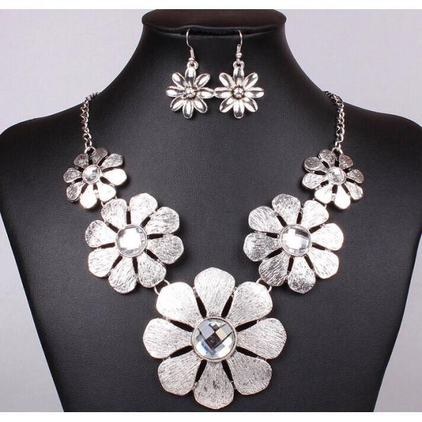 European and American Fan exaggerated necklace cross necklace antique silver petals