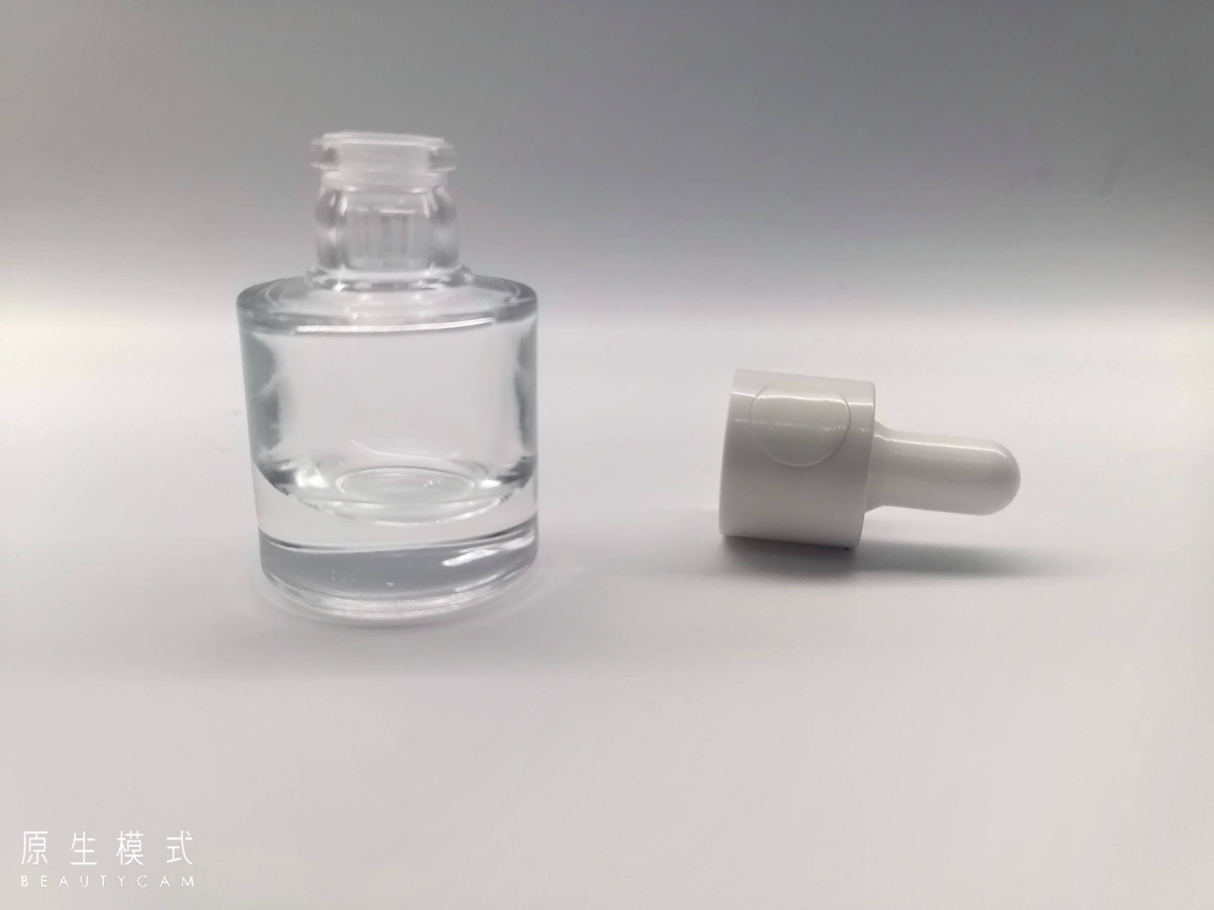 стеклянный логотип печатания Silkscreen бутылки капельницы кнопки 15ml для сыворотки Skincare
