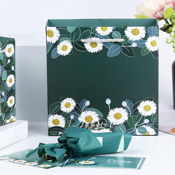 Custom Made Portable Logo Paper Bag With Rope Handle for Stickers and Gift Craft