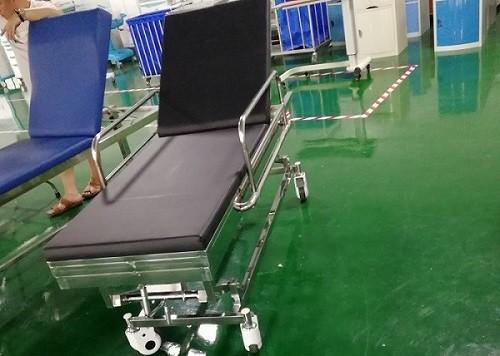 304 Stainless Steel Emergency Stretcher Trolley , Emergency Gurney Size 1930*750
