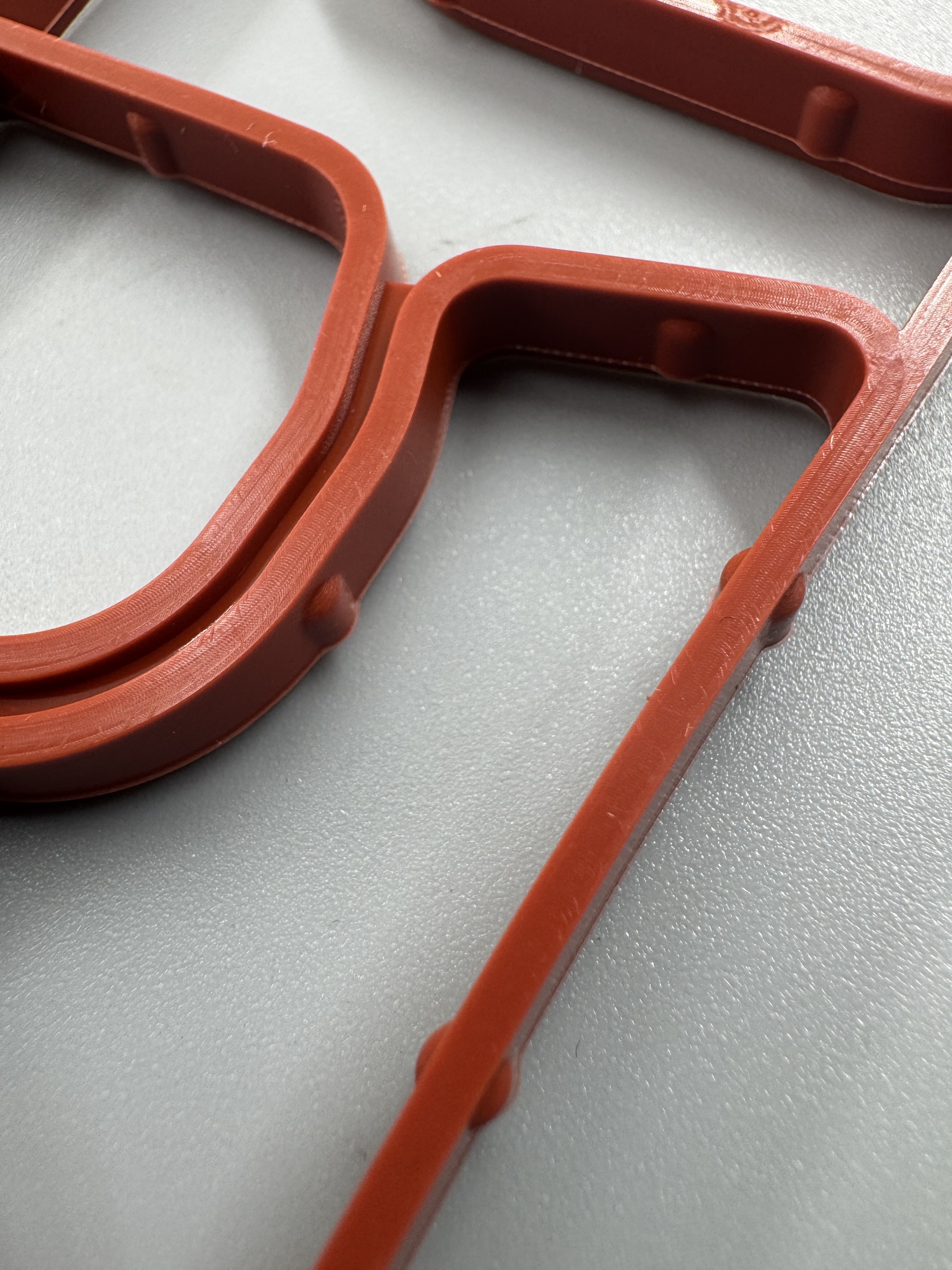 High quality oil cooler pad 06J117070B for Q5