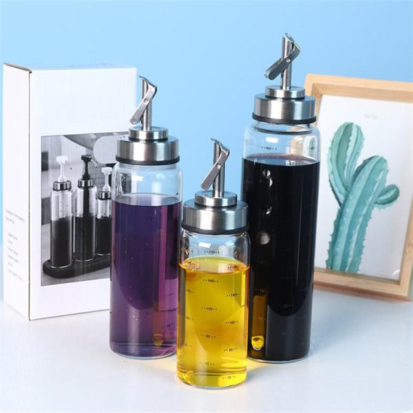 Automatic Opening and Closing Oil Bottle for Kitchen High Borosilicate Glass 6.4*25cm