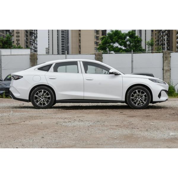 Green Energy PHEV Sedan Byd 06Dm-I-2024 Model with 5 Seating Capacity and 120Km Range