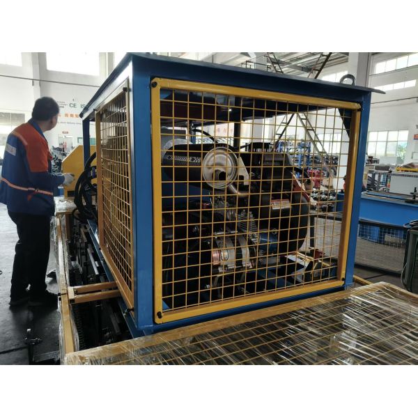 0.4-0.7mm Gasoline Portable KR18 Standing Seam Metal Roof Sheet Roll Forming Machine