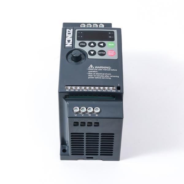 Variateur de fréquence à contrôle vectoriel 50 Hz 60 Hz Convertisseur de fréquence Onduleur CA