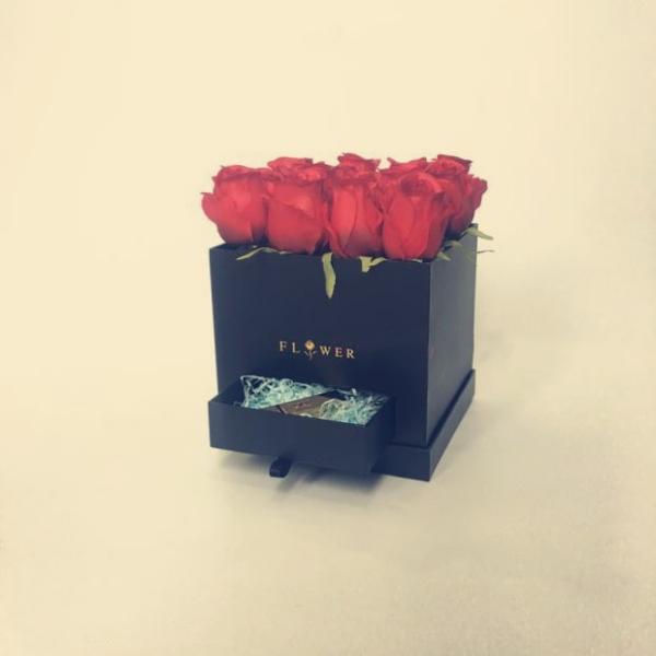 Boîtes d'emballage de fleurs carrées conservées en chocolat rose Emballage en carton ondulé