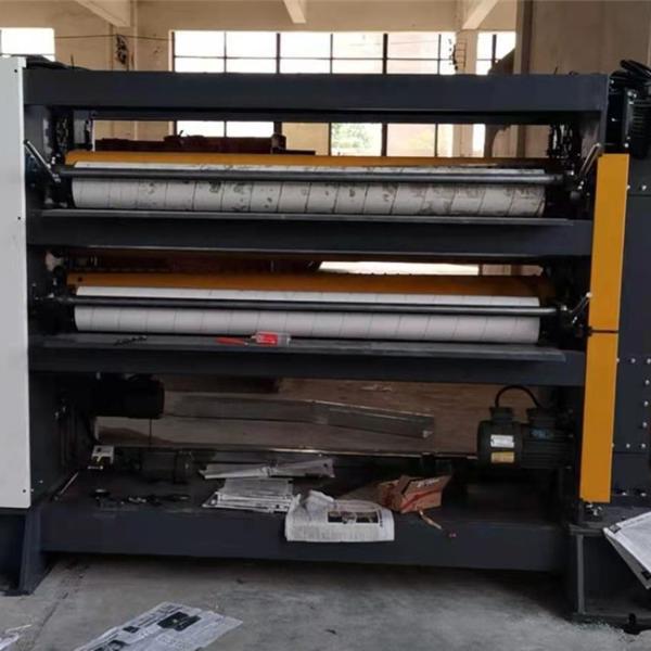 Линия по производству гофрокартона со спиральными ножами с двойным резцом NC