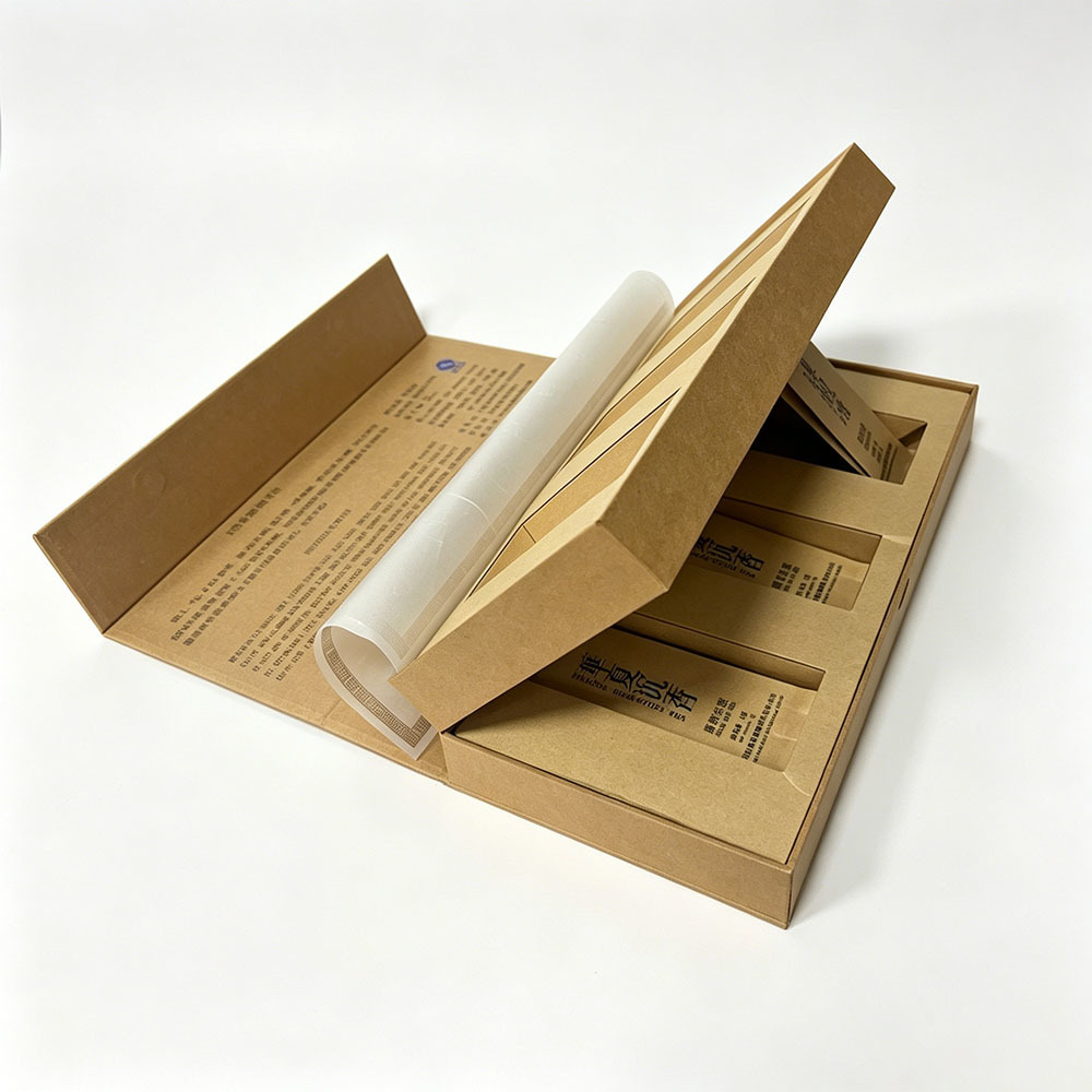 Kraft Magnetic Closure Boxes Hot Stamping Flip Top Structure Tea Gift Packaging