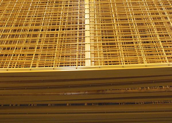 Yellow Canada Temporary Fencing , Welded Steel Wire Mesh For Exhibitions