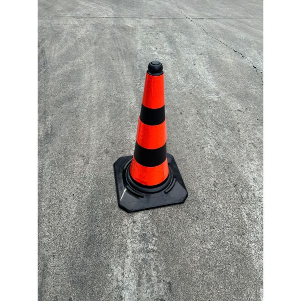 PE + Rubber Traffic Cone | 75cm (4kg) | Rubber Cones Road Warning Orange Black Cones Hot Selling Model for Israel & Palestine