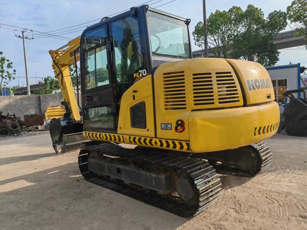 Original Japan Used Excavator Komatsu PC70-8 Crawler Type Excavator