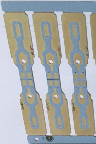 2 слоя алюминия вырезают сердцевина из доски PCB света СИД 0.6mm твердой для освещения приведенного
