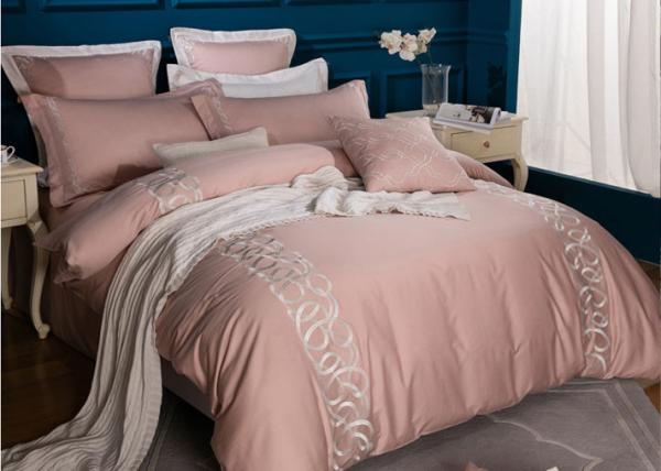 Pink Modern Design Duvet Covers , Embroidered 4 Pcs Geometric Duvet Cover
