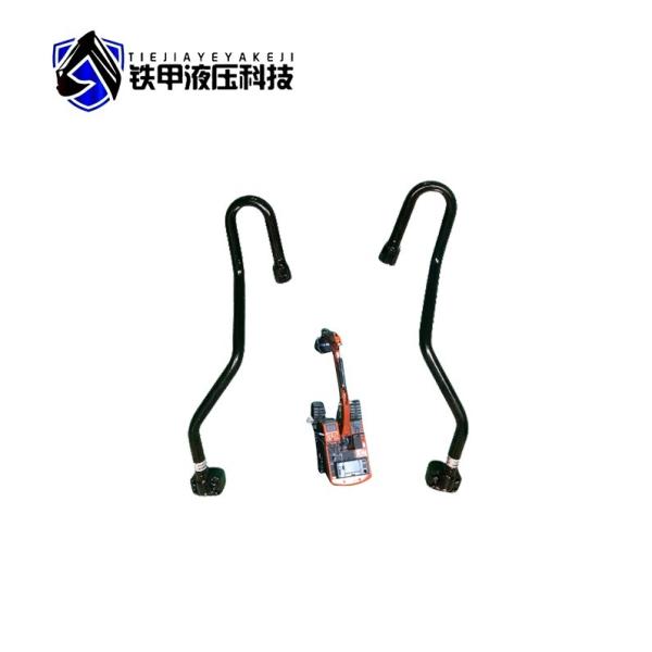 SY135 Distributeur de système hydraulique tuyau de gonflement Le choix idéal pour les tuyaux en fer de la pelle