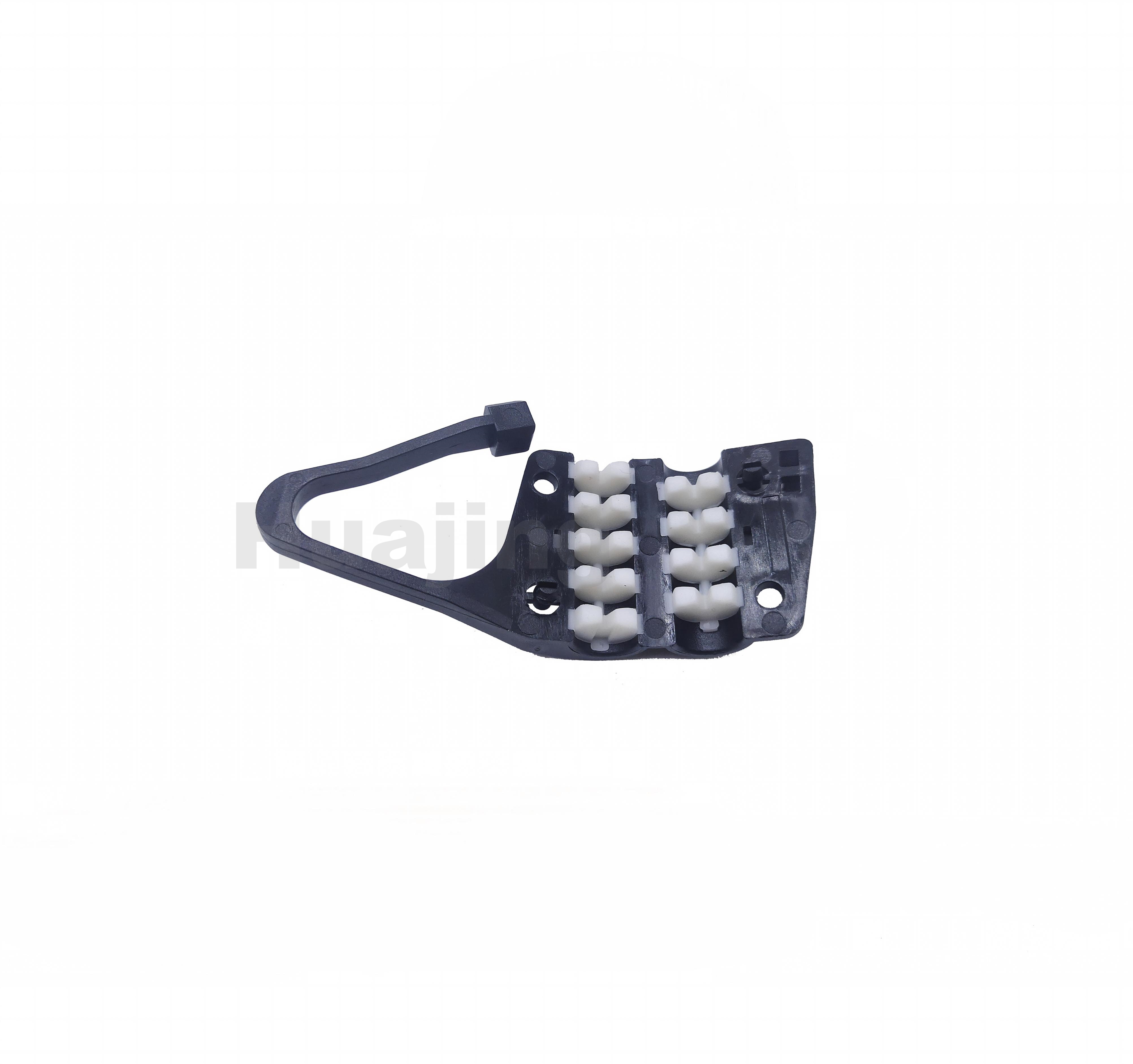 Durable Optic Cable Clamp for Hanging Round Optical Cables with Hinge Type Clamping Structure and Insulation Performance