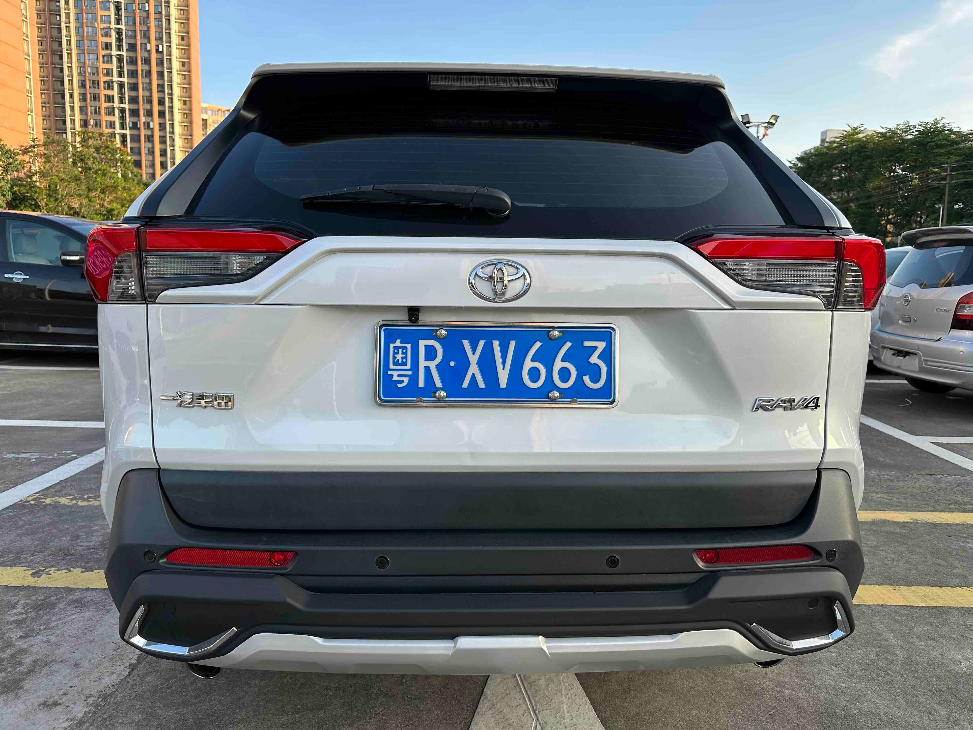Used 2021 Toyota RAV4 2.0L CVT 2WD Fengshang Edition Compact SUV 171Ps Naturally Aspirated Reliable Crossover