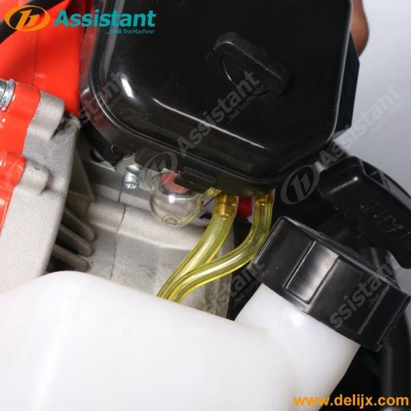 Plucking Gasoline Engine Drive Tea Harvester Machine DL-4C-S Mini Collection