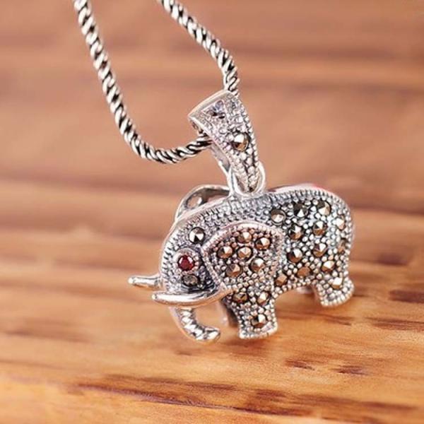 Thai 925 Silver Pave Marcasite Elephant  Pendant Necklace (N11062)