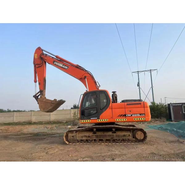 Экскаватор Doosan, используемый оригинальным экскаватором Doosan DX225LC в Южной Корее