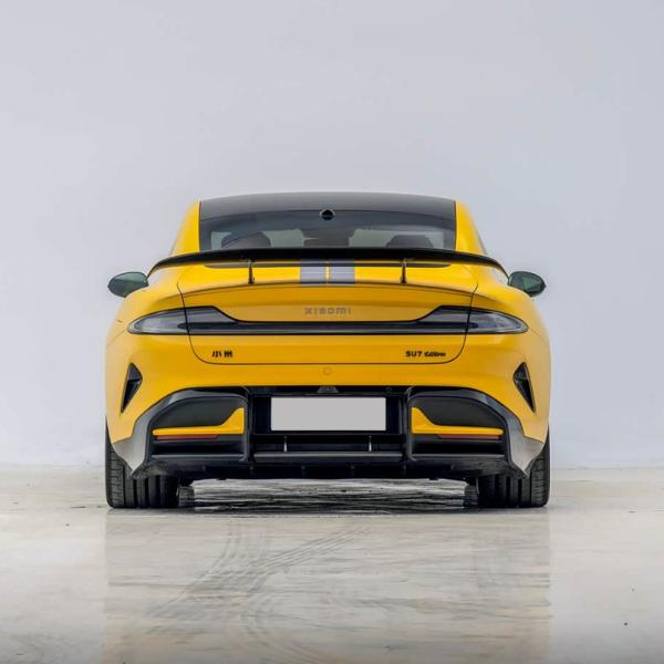 For Sale Xiaomi SU7 Ultra Long-Range Tire 1.7㎡ Carbon Fiber 2025 Electric Lightning Yellow Sedan