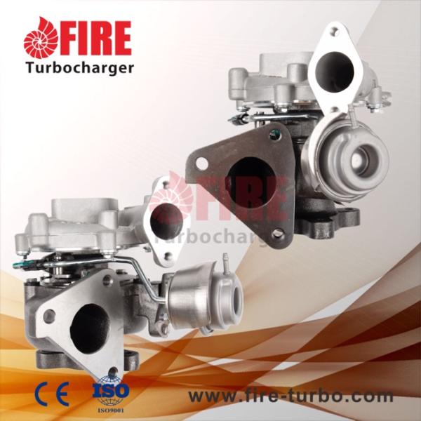 Le moteur est équipé d'un chargeur de 2 litres.