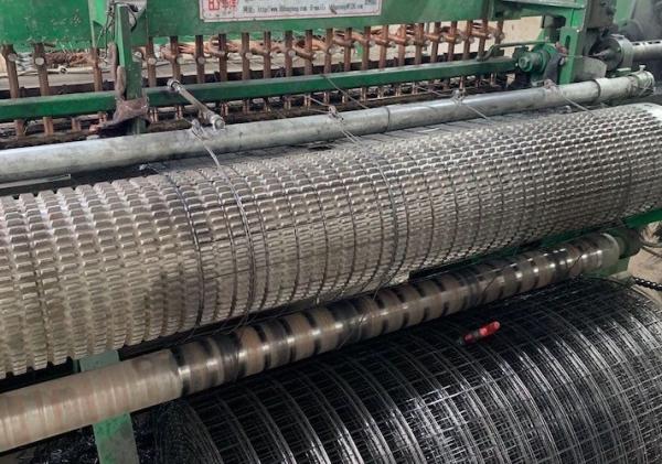 Galvanised Welded Metal Wire Mesh 12 Gauge PVC Coating 2x2 Inch Wire Mesh