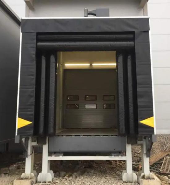 耐磨性のあるコード布 調整可能な負荷システム 重荷容量のためのドックドアシェルター