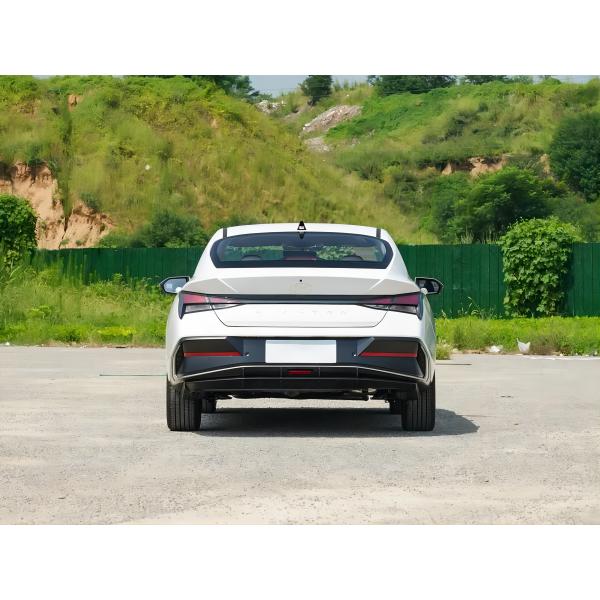 2023 Elantra 1.5L CVT GLX Elite Edition Бензиновый автомобиль Белый Черный