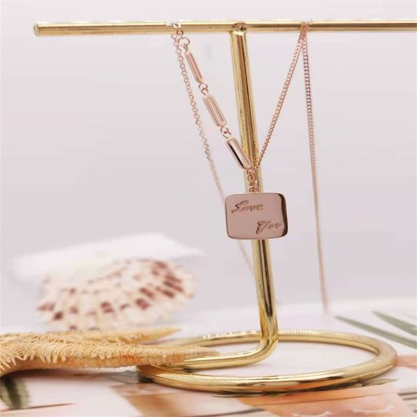 Collar de colgante de oro amarillo de 18 quilates