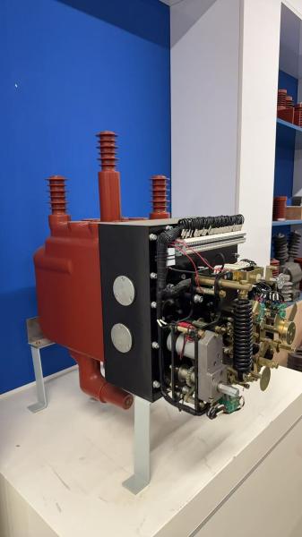1250A /11kv Indoor Solid Fully Insulated Enclosedring Net Switchgear