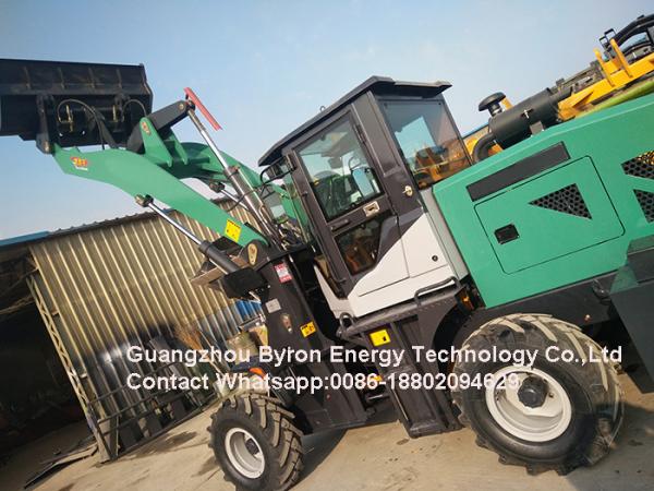 Yunei Engine 1.5t 4 In 1 Bucket Mini Wheel Loader