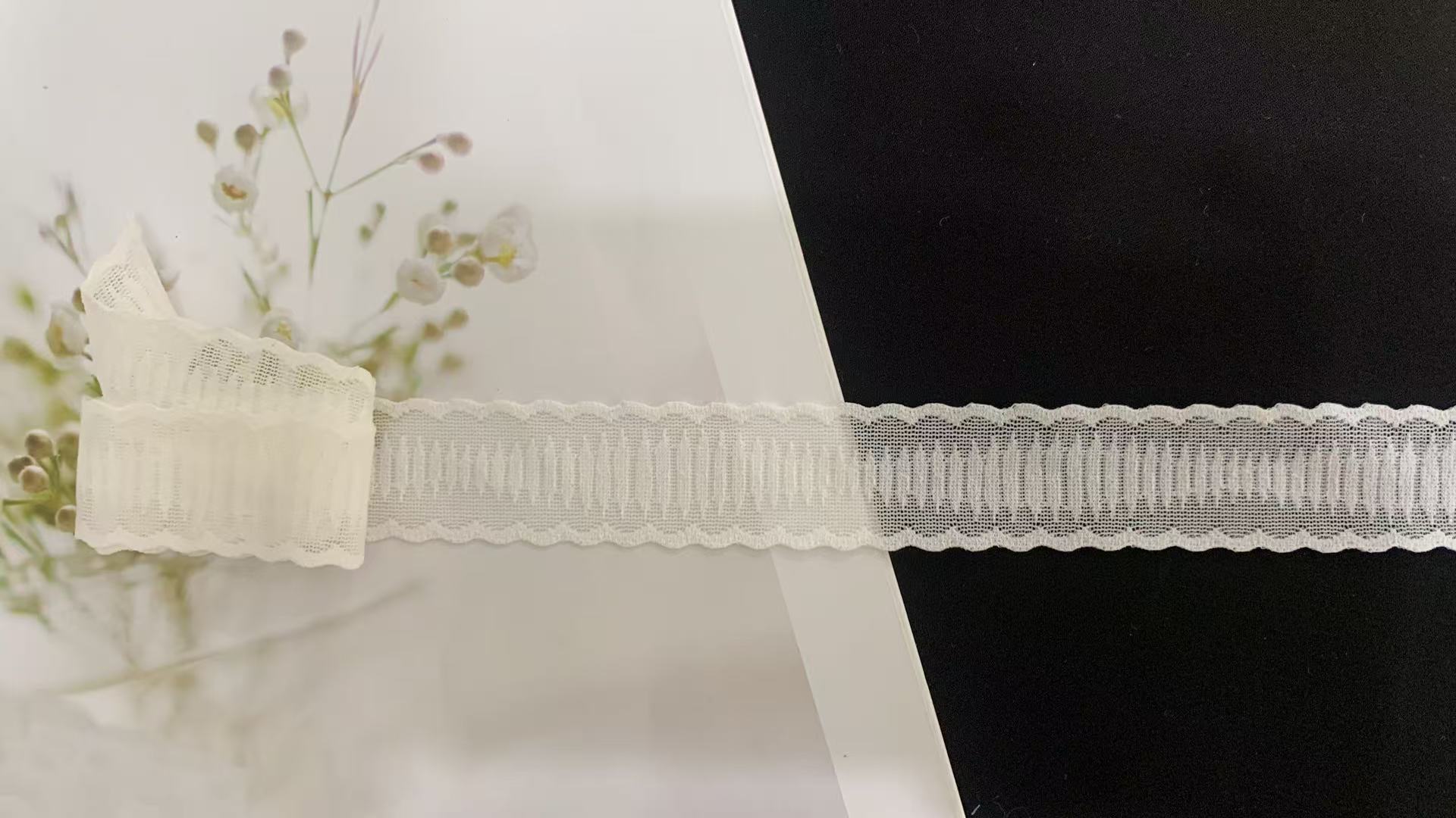 2.3cm Breathable Net Lace with Double Scalloped Rim for Fashion Garment Decoration