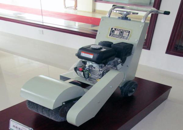 Road Cleaning Brush Sweeper Road Marking Equipment Honda Road Cleaning Machine