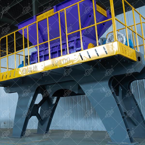 Machine de déchiquetage de pneus en caoutchouc de 2 à 3 tonnes pour le recyclage des déchets de pneus
