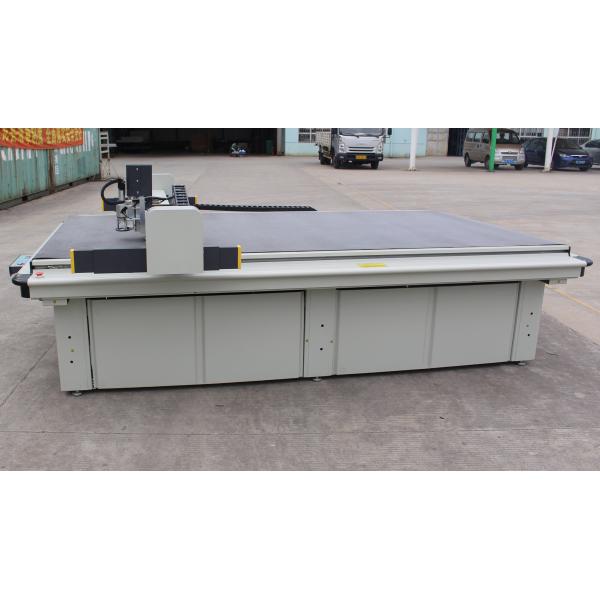 Découpeuse de fibre de fibre de verre/carbone construite dans le système de