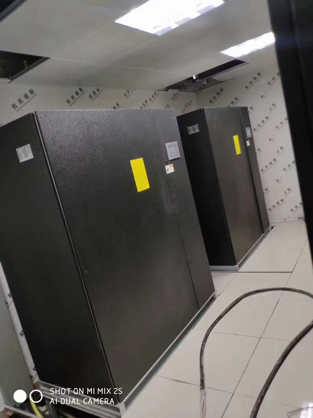 Downflow Precision Server Room AC Unit Constant Temp Humidity CRAC 1550CFM