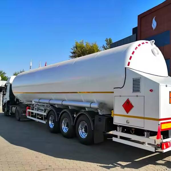 13150*2500*4100mm 1 Compartment 45CBM 60000 Liters LNG Transport Tank Semi Trailer
