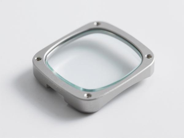 Usinage et inspection de pièces optiques personnalisées de haute précision