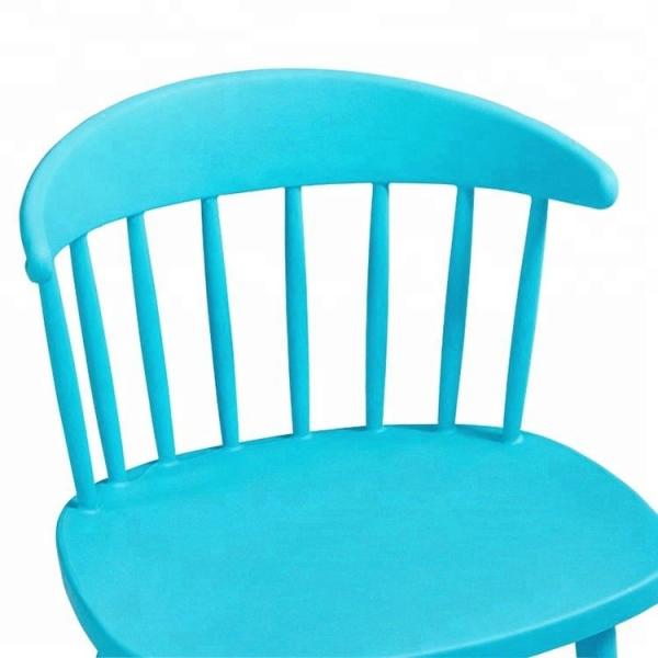 Outdoor Modern White Plastic Dining Chairs Maximum Load - Bearing 200KG
