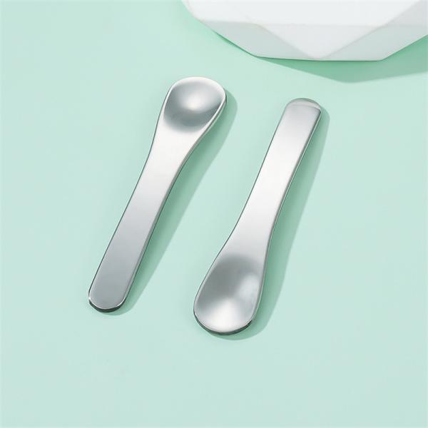 304 Stainless Steel Eye Cream Spoon Mini Eye Spatulas Eye Skin Care Massage Sticks for Rejuvenating Treatment