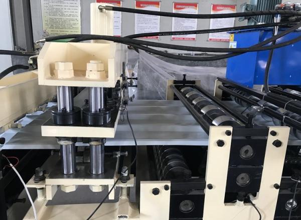Aluminium Profile Roof Panel Roll Forming Iron Sheet Making Machine made in China