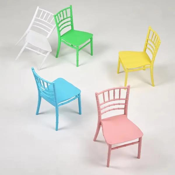 Chiavari Niños silla de plástico sillas de clase de PP para jardín de infantes